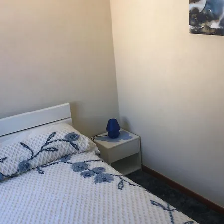 - Casa Do Avo Beselga Santo Amaro (Guarda)